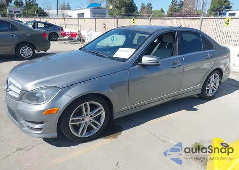 2013 Mercedes-Benz C 250 Sport from USA, damaged, VIN WDDGF4HB5DG088962